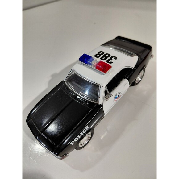 Kinsmart Die Cast 1:37 1967 Chevrolet Camaro Z-28 Police Car - Picture 1 of 8